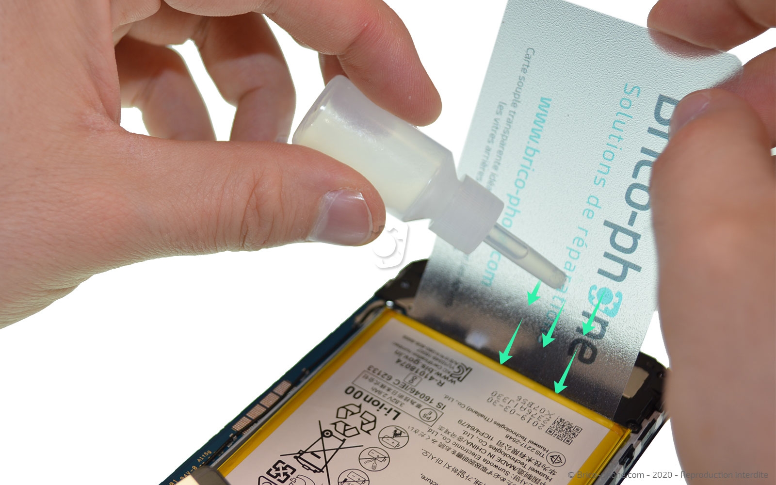 Changement de batterie sur Y7 2018 photo 2